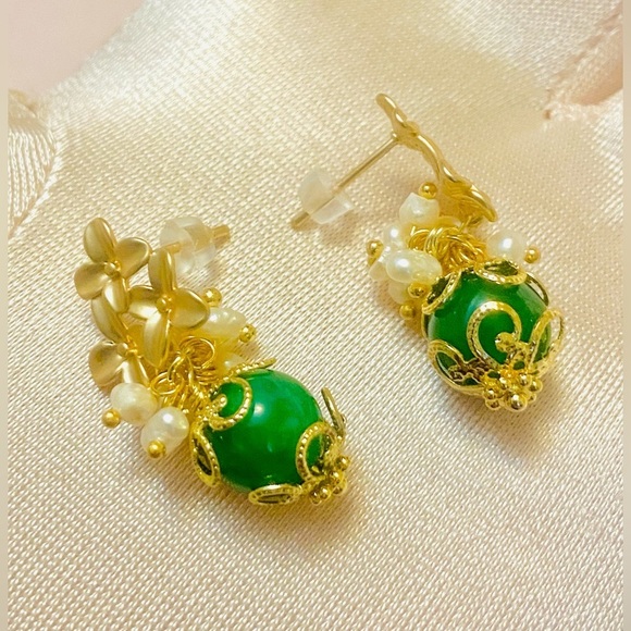 🌸 Luxury Handmade Earrings with Natural Stones 🌸 - Picture 3 of 7